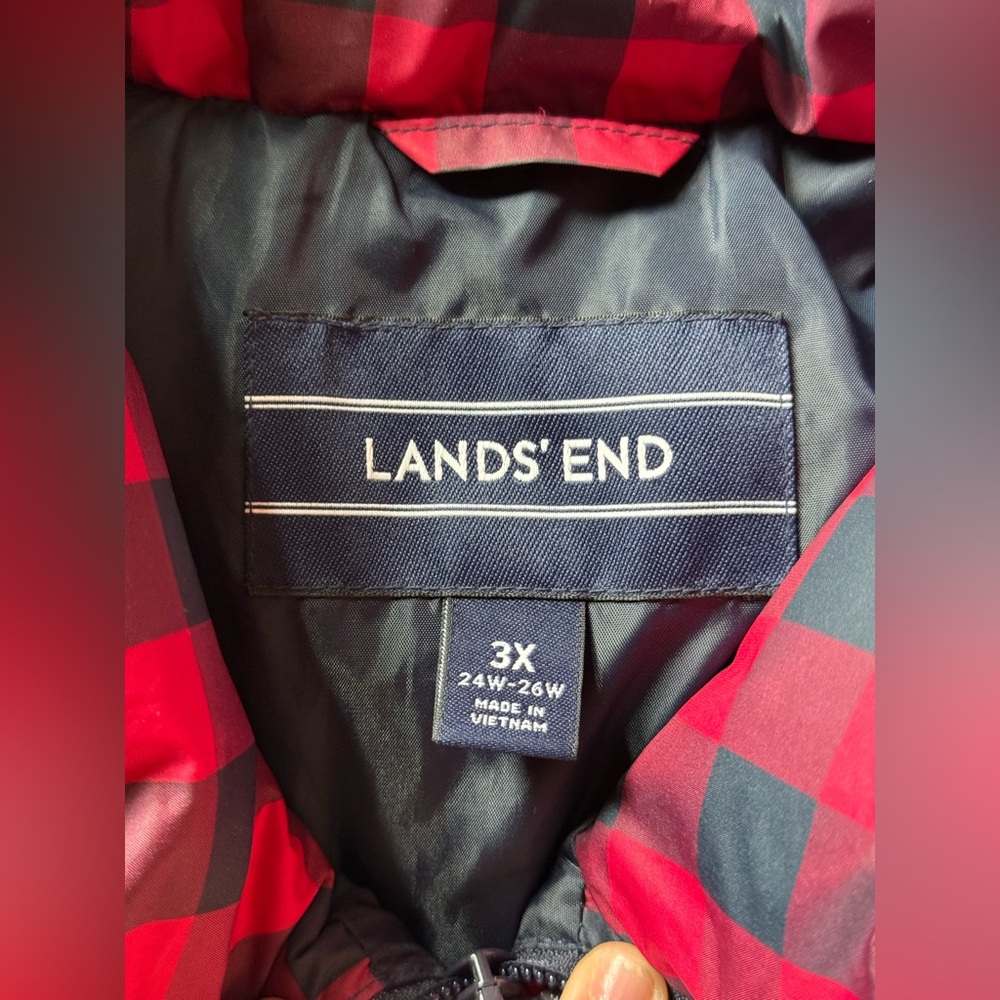 Lands' End Red and Black Checkered Puffer Vest - Picture 2 of 12